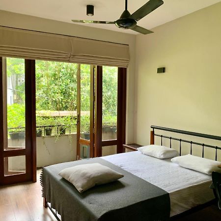 Cozy Luxury Room With Balcony View ! Rajagiriya Exterior foto